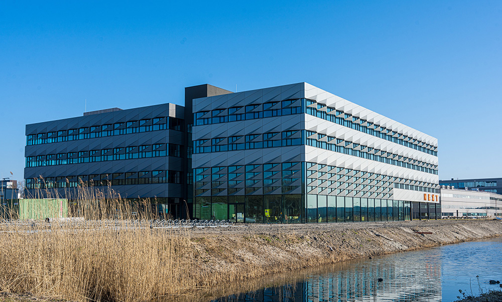 NEXT Delft op TU Delft Campus door STONE22 opgeleverd aan ASR Dutch Science Park Fund